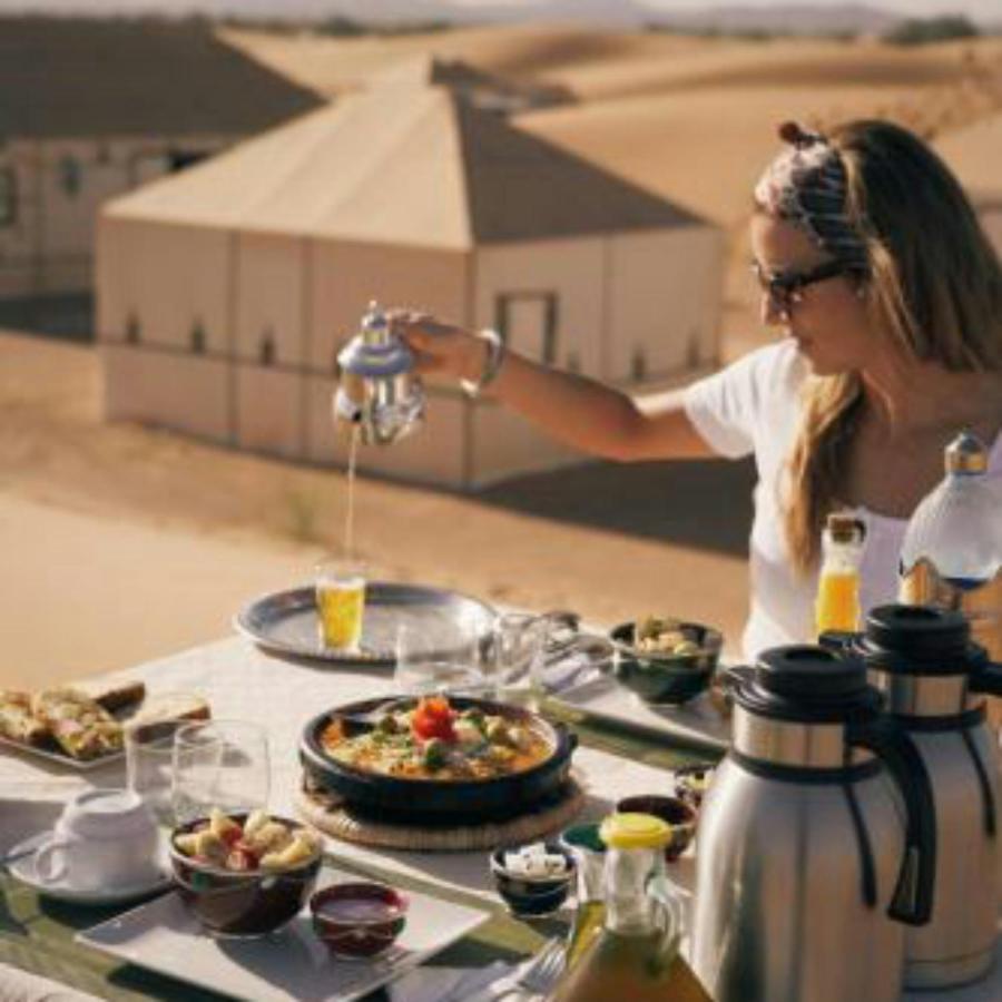 Desert Luxury Camp Мерцуга Екстериор снимка